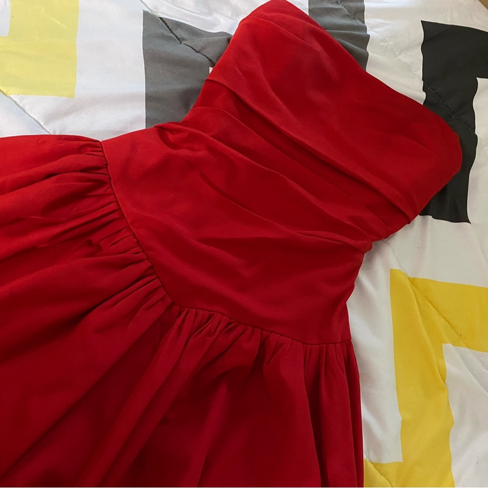 LANEIGE Vibrant Red Strapless Dress